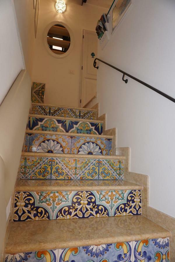 Casa Vacanze Torre Dei Gualtieri Βίλα Σαν Μπενεντέτο ντελ Τρόντο Εξωτερικό φωτογραφία