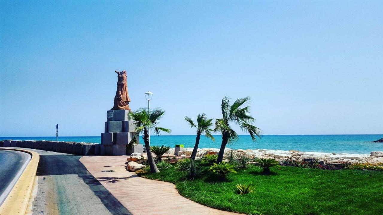 Casa Vacanze Torre Dei Gualtieri Βίλα Σαν Μπενεντέτο ντελ Τρόντο Εξωτερικό φωτογραφία